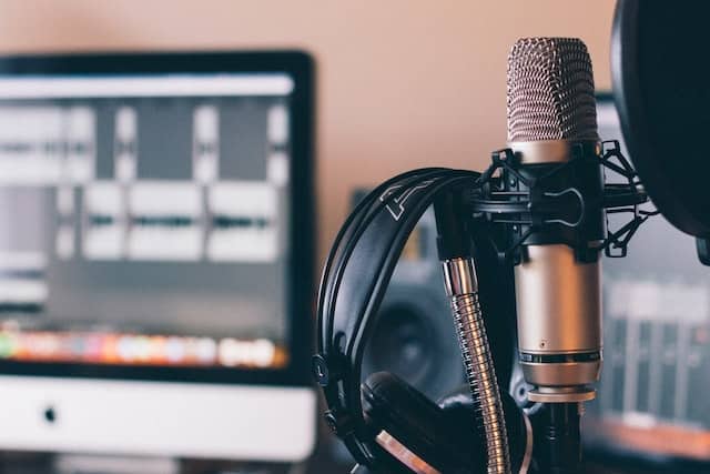 The Best Acting Podcasts Every Actor Should Listen To